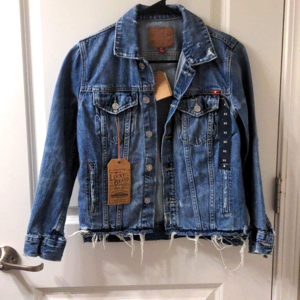 NWT ✨ Lucky Brand XS Distressed Designer Jean Jacket Blue Denim NEW WITH TAGS